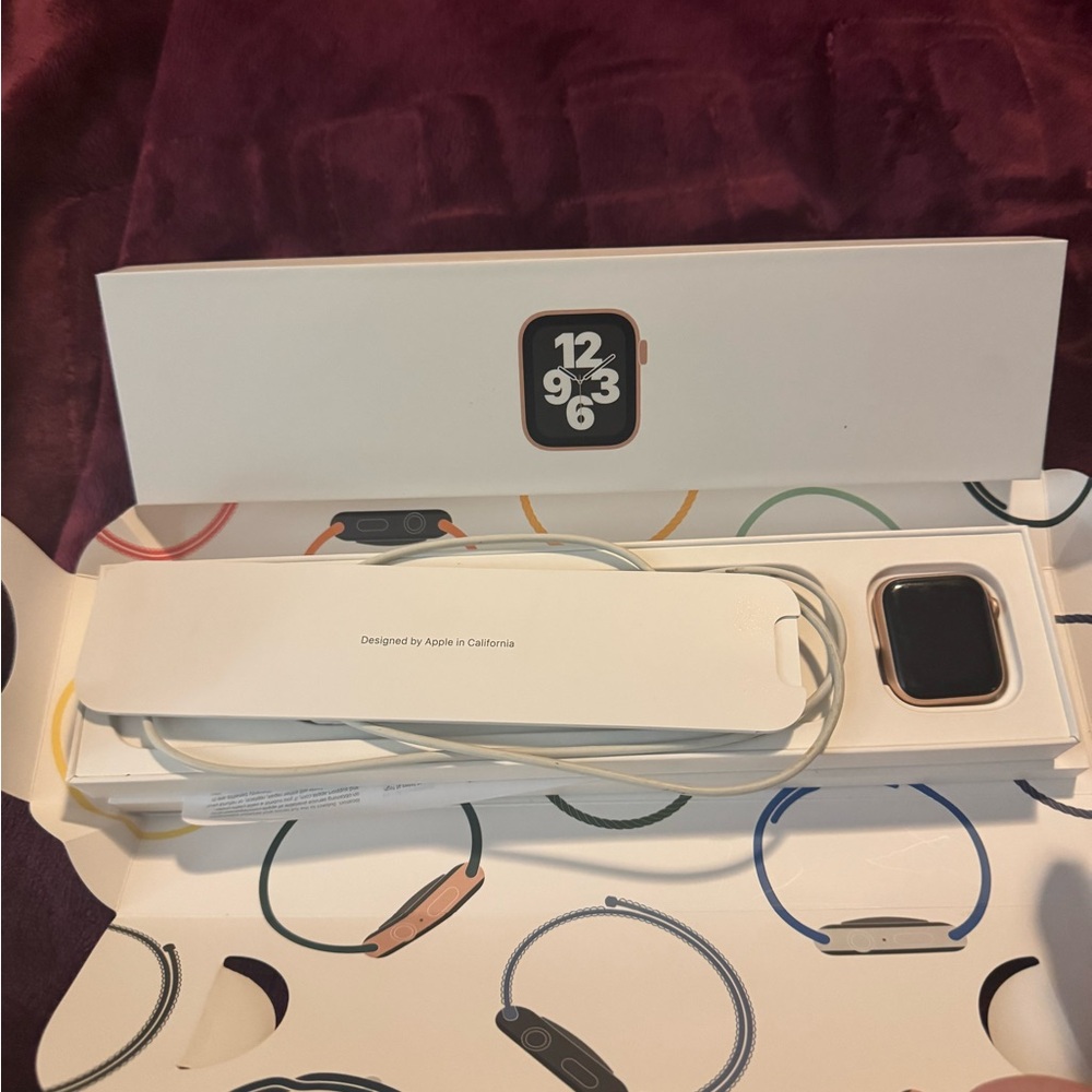 Apple Watch Box - Picture 3 of 7